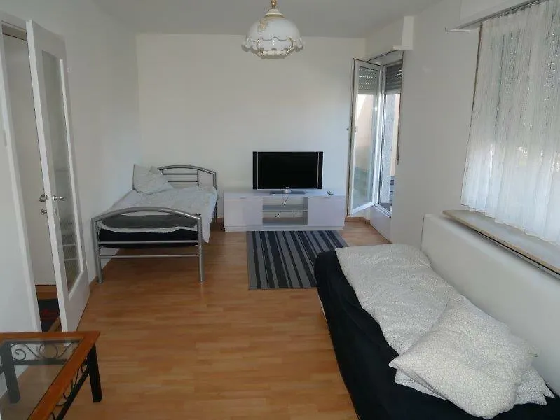 Studio Zu Vermieten An Der Ryffstrasse 50, 4056 Basel Lejlighed